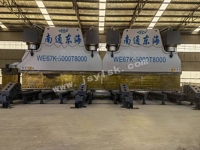 WE67K-1200/12000大型數(shù)控折彎?rùn)C(jī)